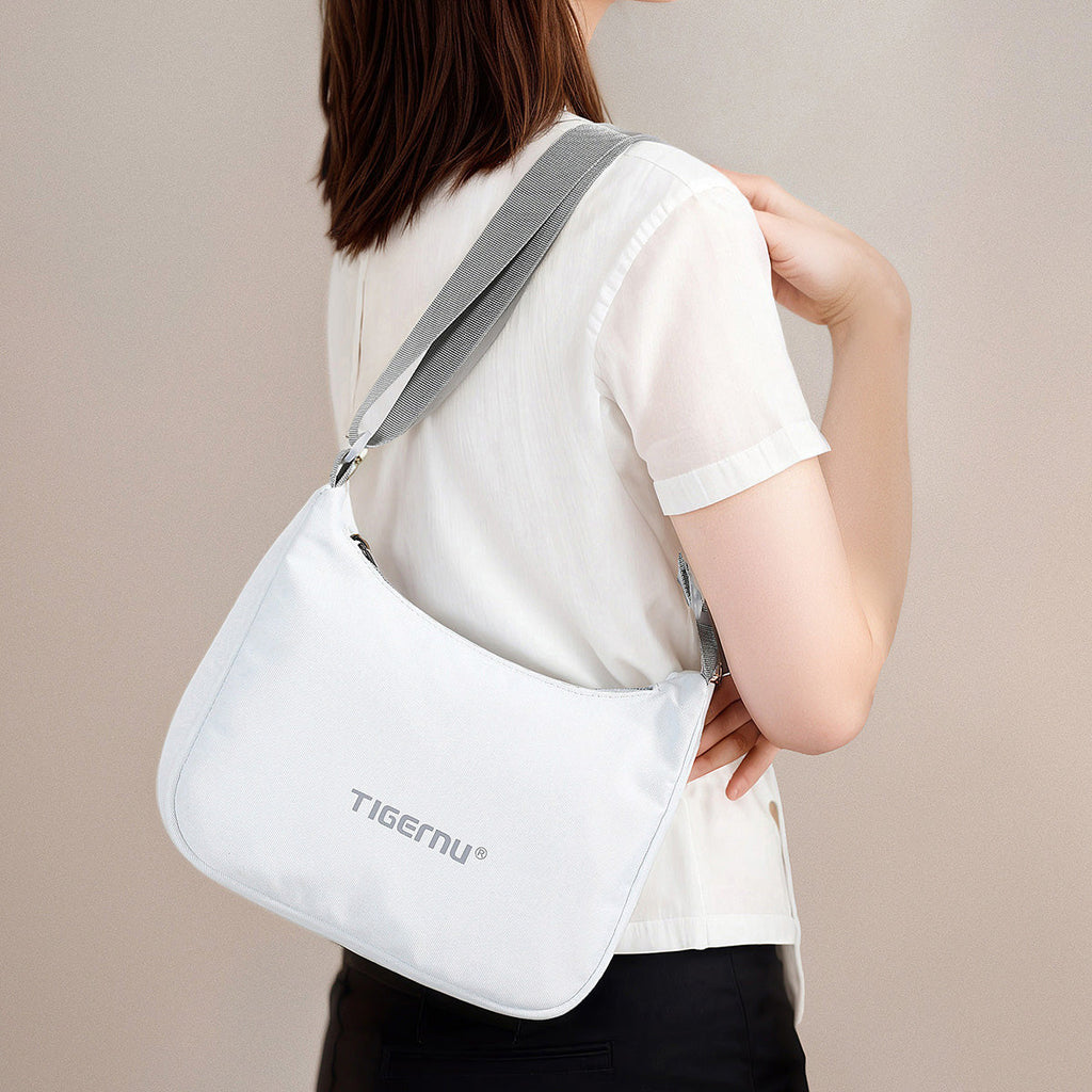 TIGERNU T-S81188 Compact Shoulder Bag 2L Tablet Compatible Multi-Compartment