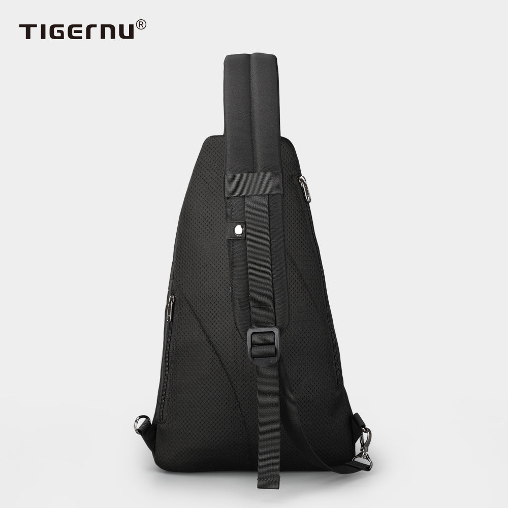 Back view of a black crossbody bag with model T-S8060