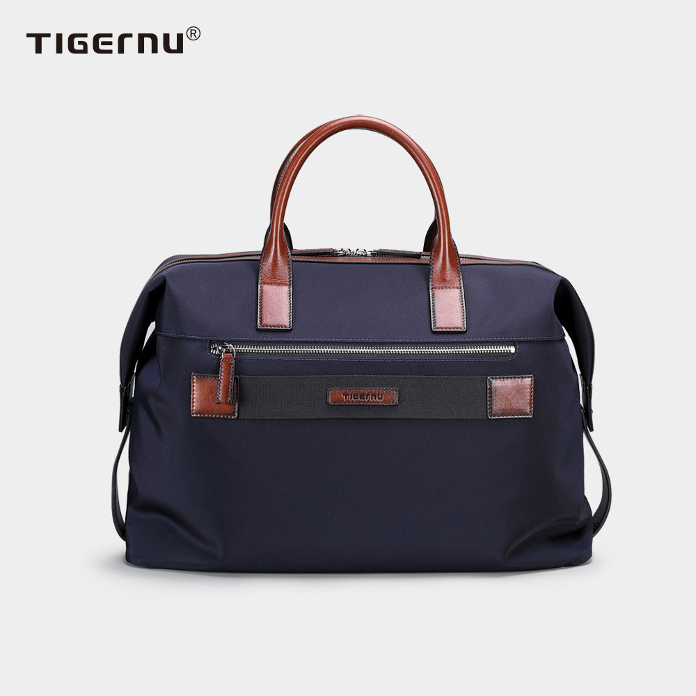 Back view of brown leather shoulder bag model TGN1005