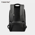 The back display of the black backpack model T-B3611