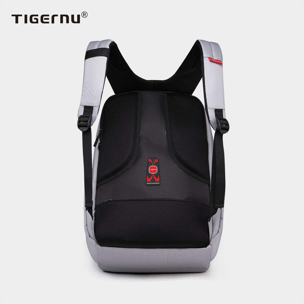 The back display of the silver backpack model T-B3140