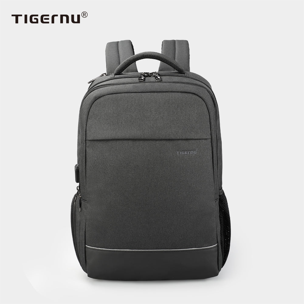 The front view of the black backpack model T-B3533